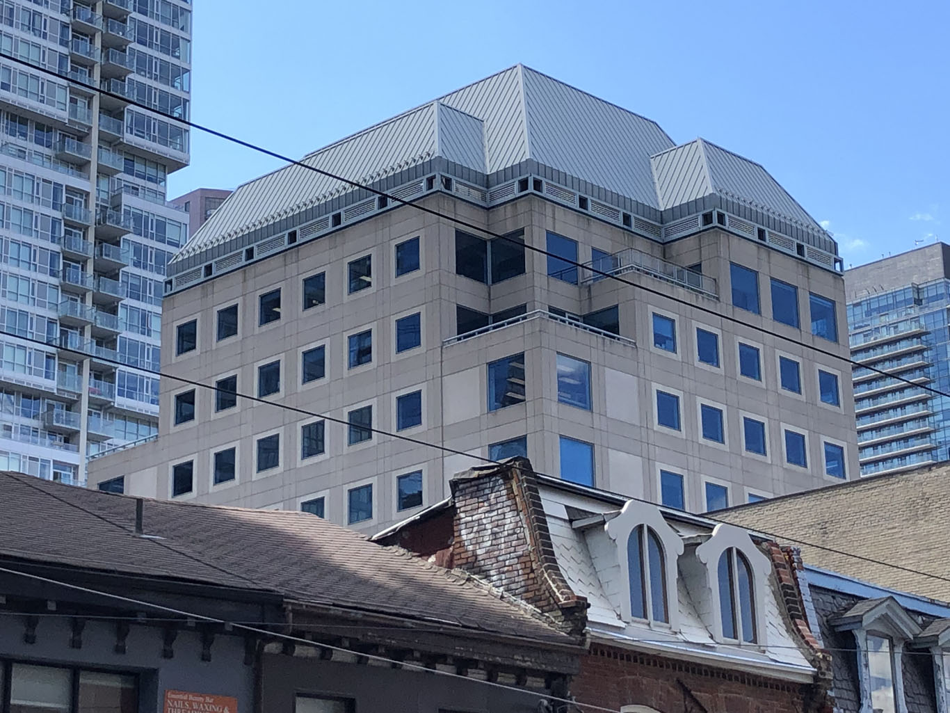 OCAD University - 230 Richmond